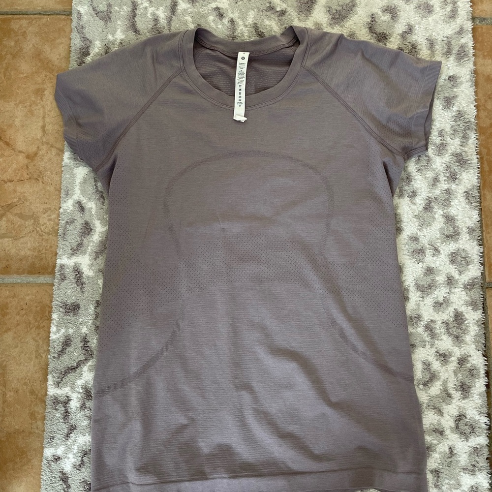 Lululemon Swiftly Tech 2.0 Short Sleeve Shirt